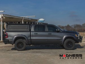 Ram 1500 (19-25) / TRX 1500 (21-24) Truck Bed Cap Modular Rough Country - 5'7" Bed